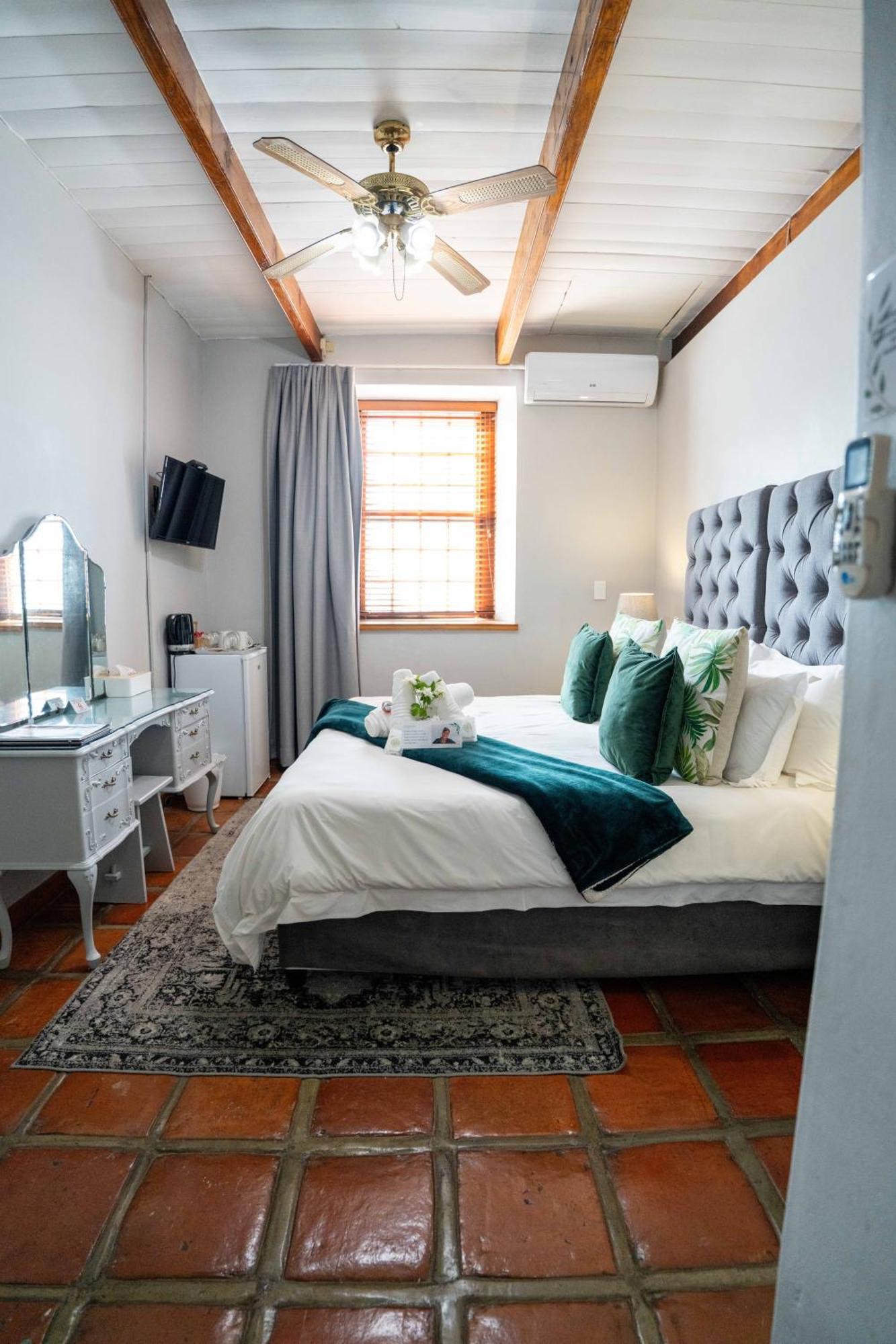 Olive Tree Lodge Paarl Esterno foto